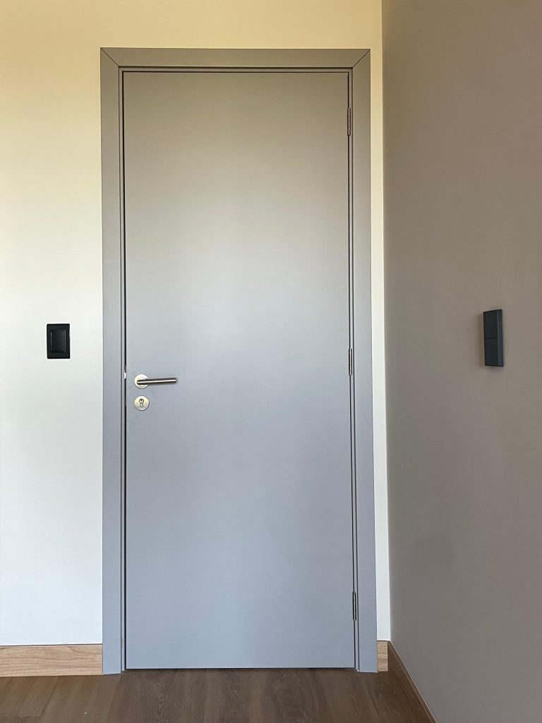 KIT Porta laqueado cinza níquel